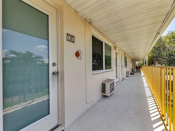 3rd image of 11 SW 4th Avenue #11