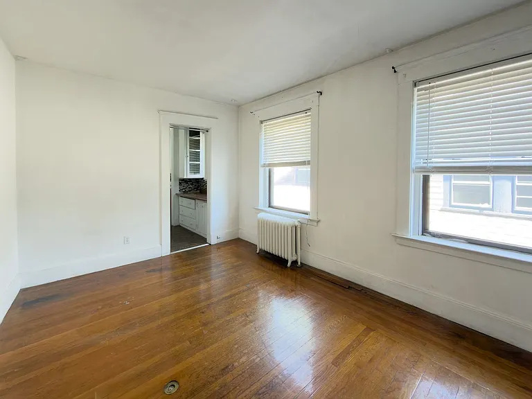 644-646 Orange St — Photo 24