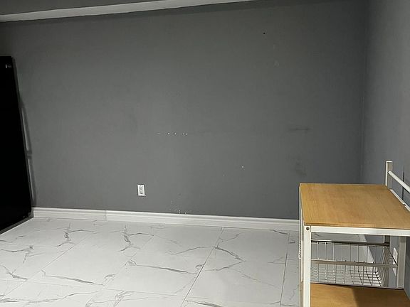 4th image of 44 Romulus Dr