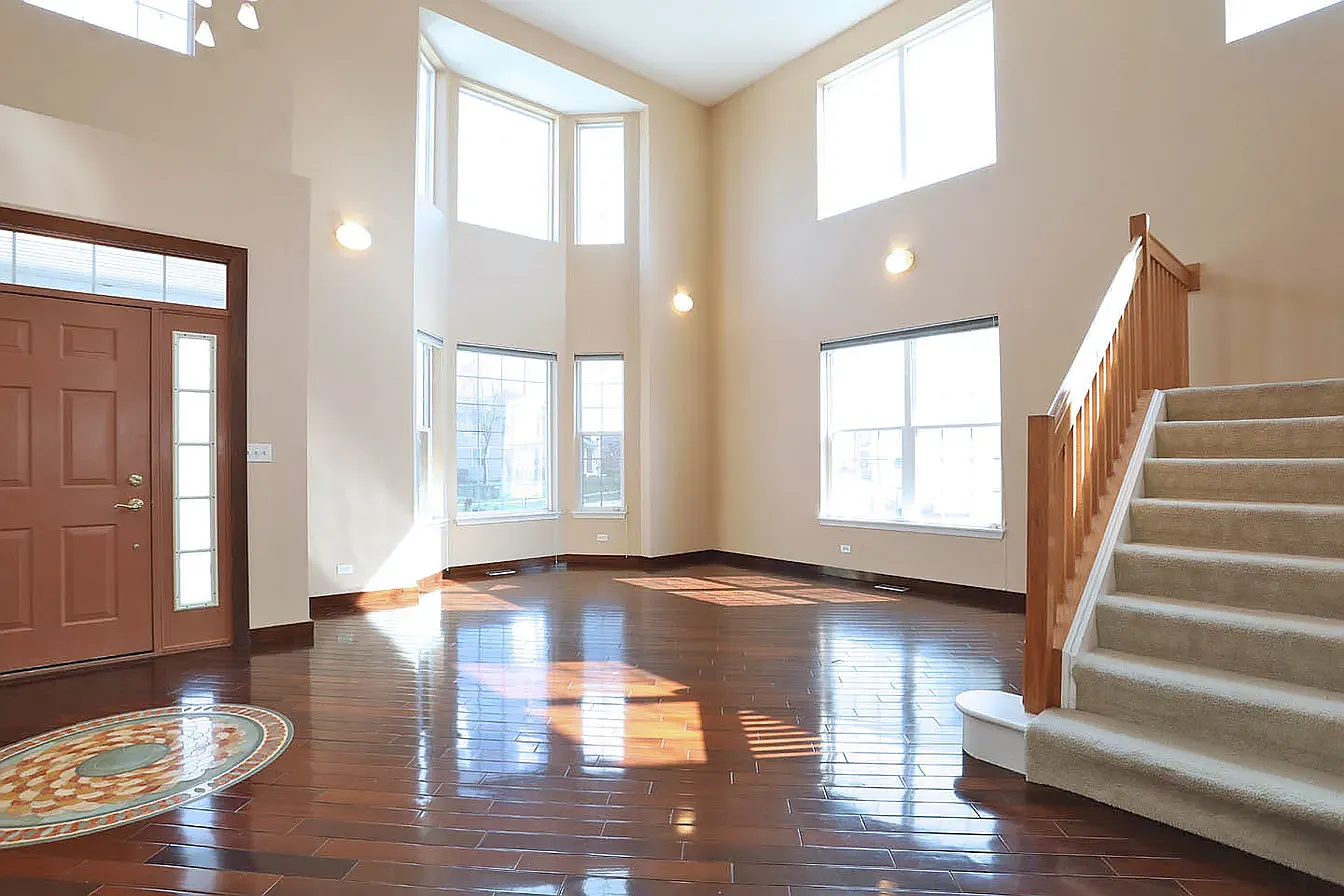 6 bed, 3497 sqft, $4,500 — Photo 4