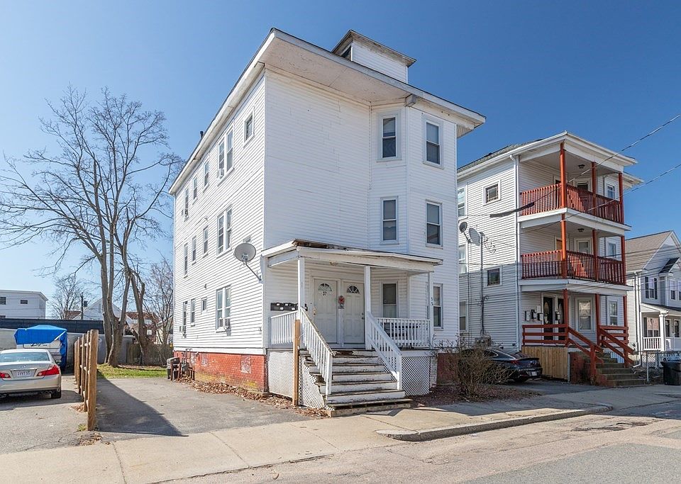 37 Holman St, Attleboro, MA 02703 Zillow