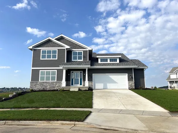 6599 Redpoll Circle, Middleton, WI 53562