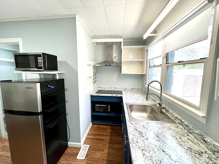 3414 Knox Ln #1 — Photo 4