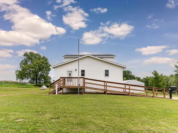 32762 Utica Ave, New Hartford, IA 50660
