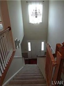 3rd image of 1863 Amelia Ct