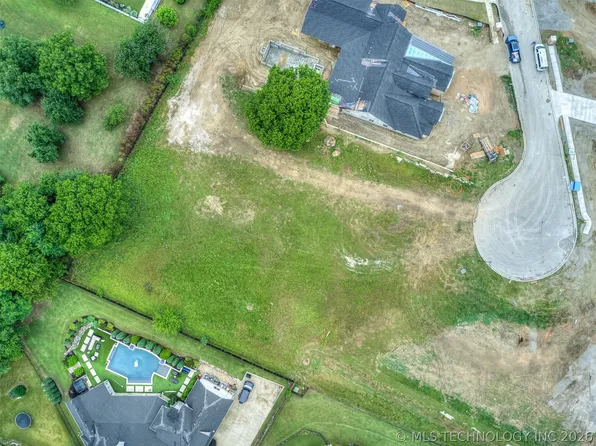 10612 S Holley St, Jenks, OK 74037