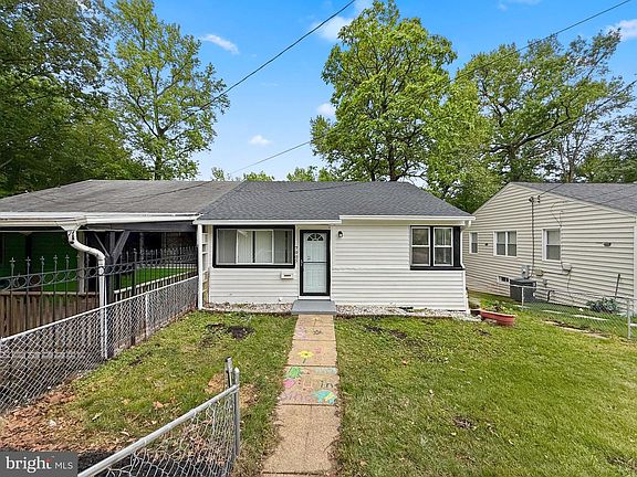 2nd image of 7905 Greenleaf Rd