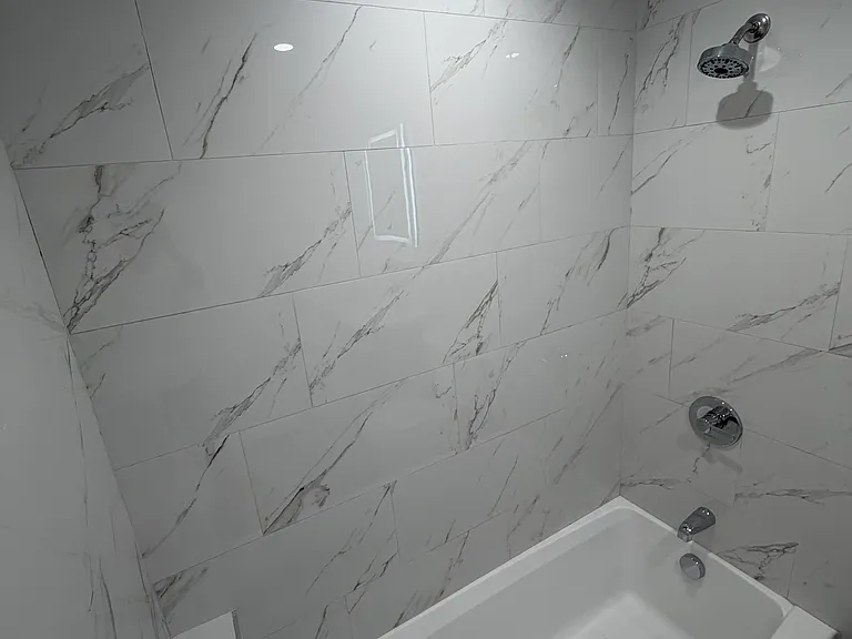 418 Avon Ave #3 — Photo 16