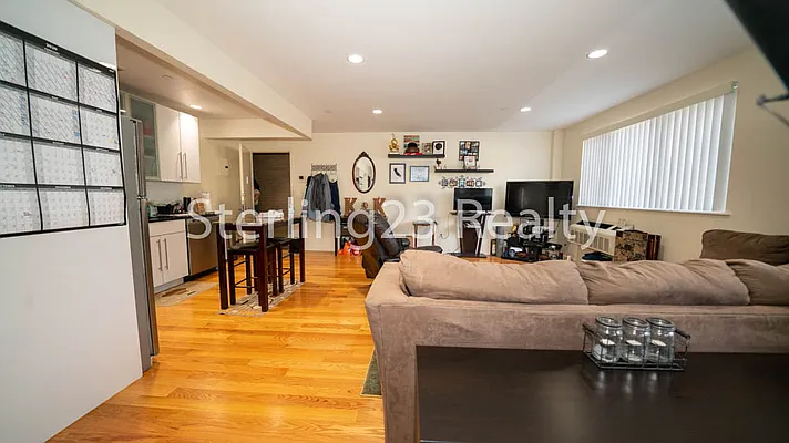 Rented by Sterling Realty Solution Inc | media 7