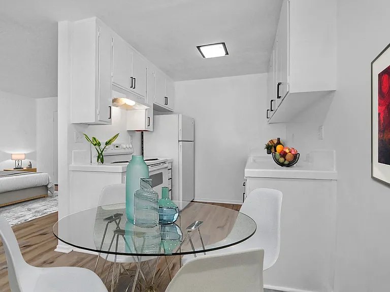 The French Quarter Cottage — Photo 10
