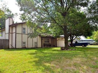 1638 Pin Oak Ct, Rose Hill, KS 67133