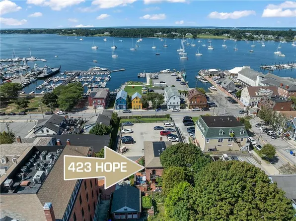 423 Hope St #2-CH, Bristol, RI 02809