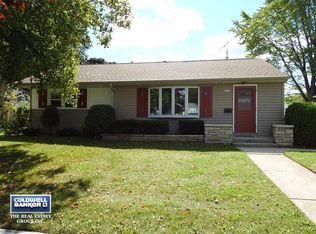 3511 Meadow Ln, Manitowoc, WI 54220