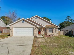 5966 Herlong Dr, Milton, FL 32570