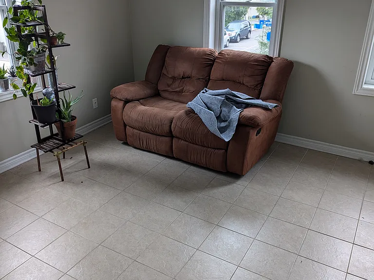 93 Carruthers Ave #3 — Photo 3
