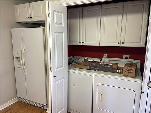 5th image of 5943 General Haig St