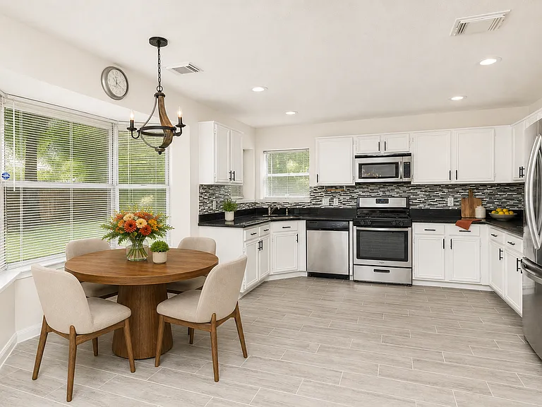 9210 Towne Terrace Dr — Photo 10