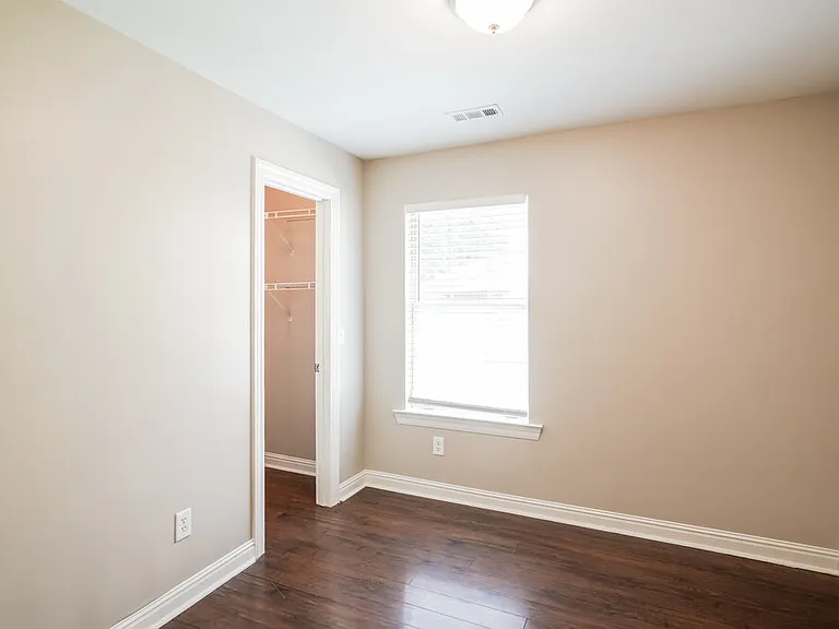 208 Ben Alex Ct — Photo 11