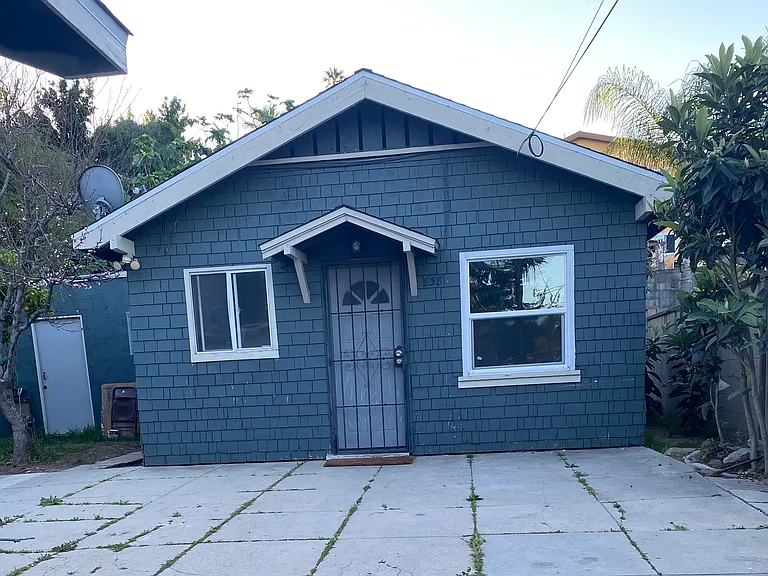 838 Chapman Ave — Photo 1