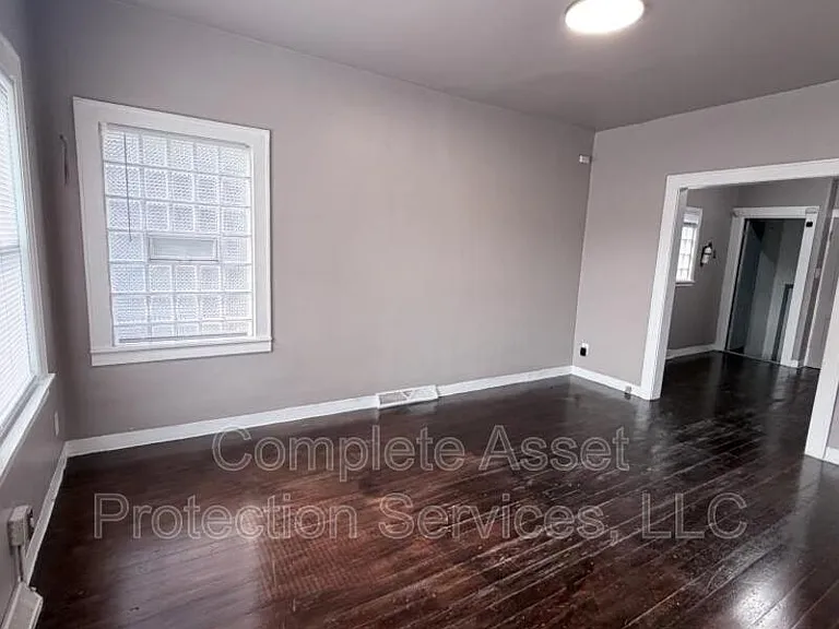 3716 Delaware St — Photo 14