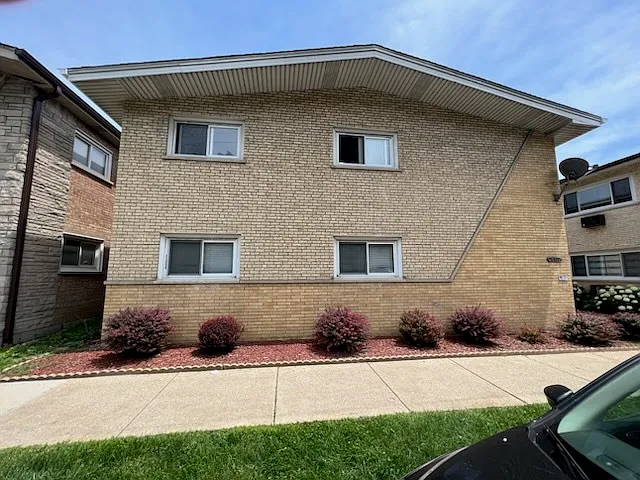4127 S Harlem Ave #3 — Photo 1