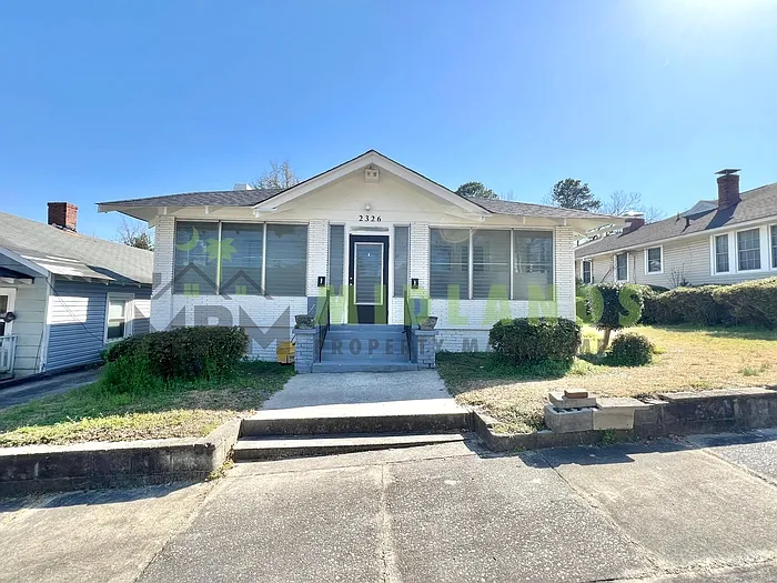 2326 Stark St #A — Photo 2