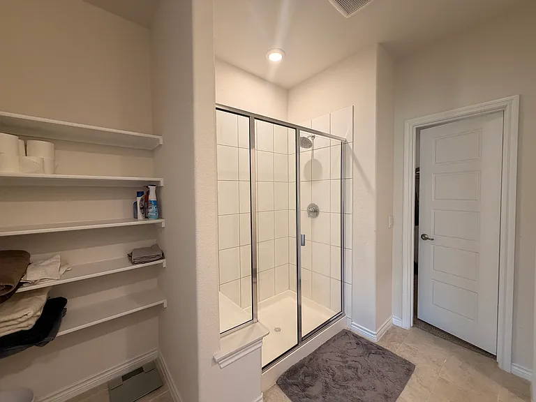 7401 Mayplace Dr — Photo 12
