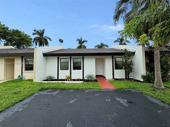 2nd image of 5104 SW 139th Pl #5104