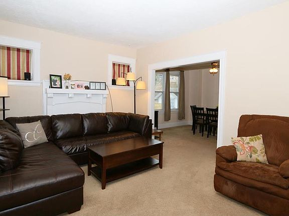 4th image of 2345 Glenside Ave