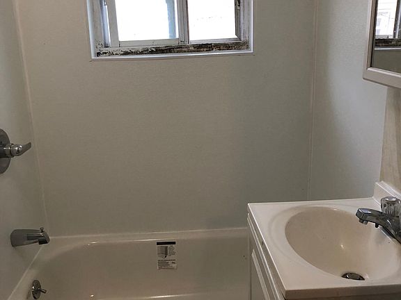 2nd image of 90 Jordan Ave #3R