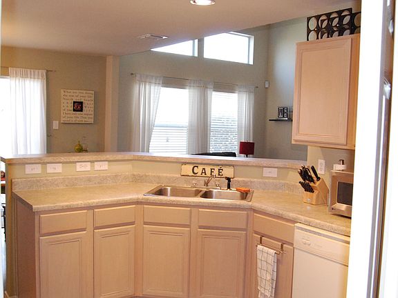 4th image of 31 Coastal Ln
