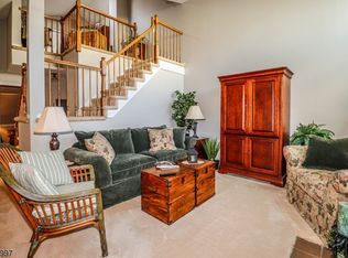 60 Academy Ct, Bedminster, NJ 07921