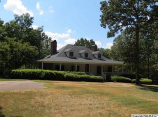 1104 Akridge Cir, Glencoe, AL 35905