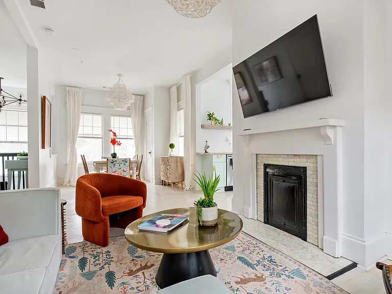 450 N Highland Ave NE #2 — Photo 13