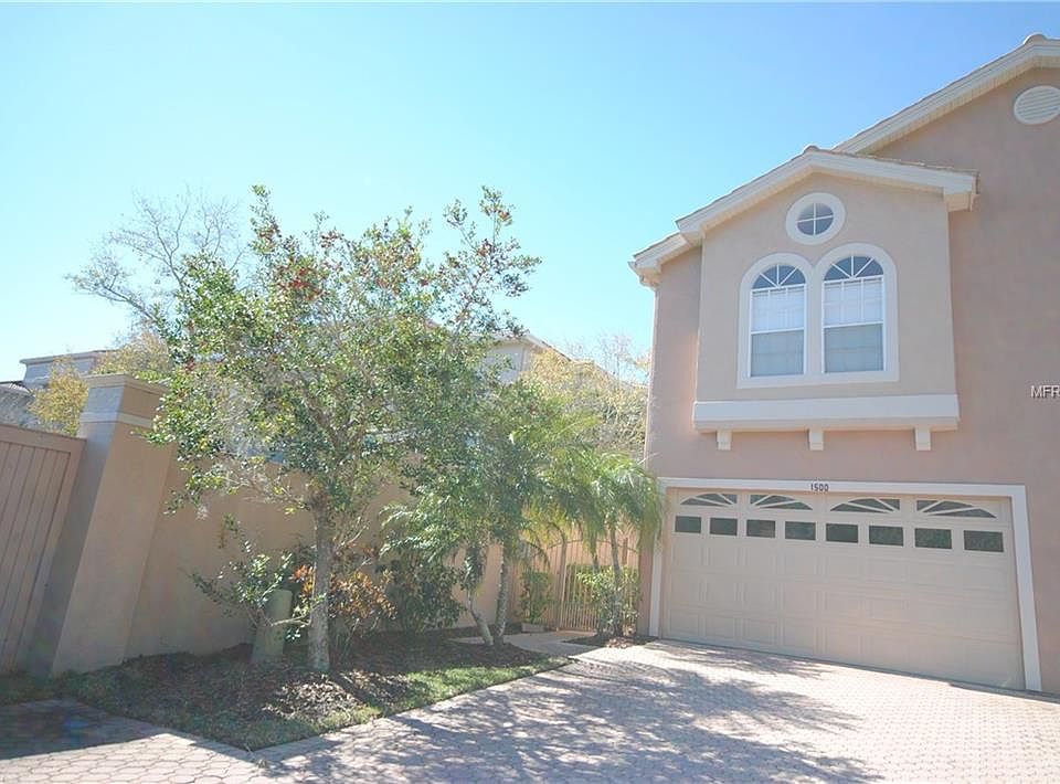 1st image of 1500 Lago Vista Blvd