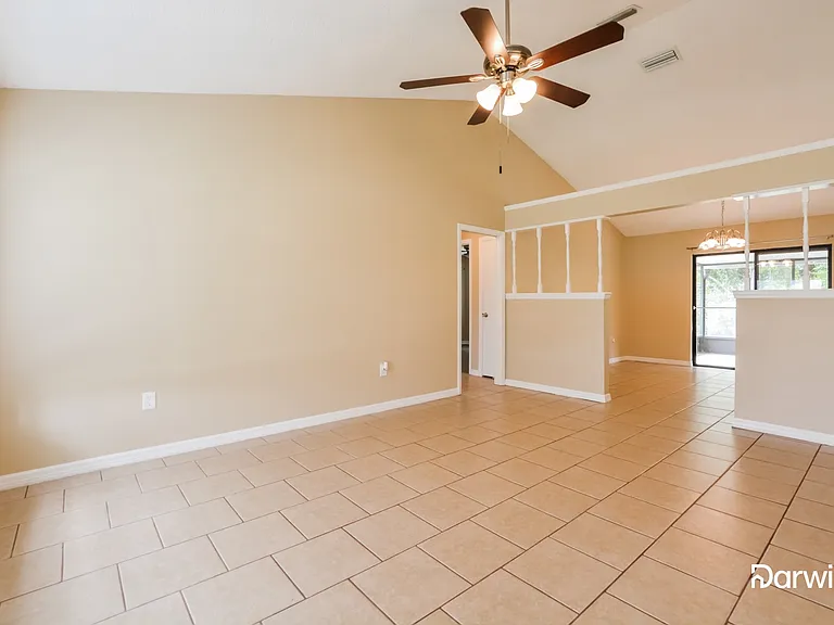 15224 SW 37th Ter — Photo 4