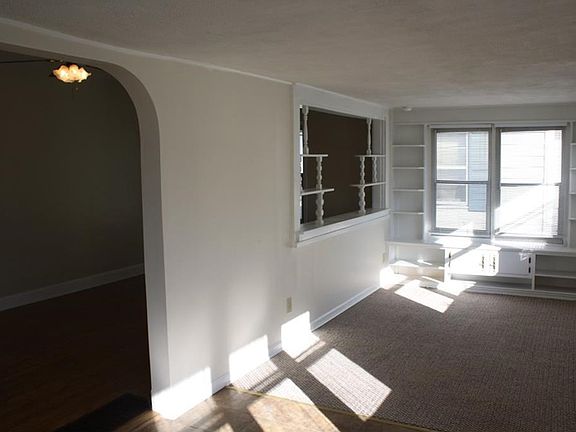 5th image of 462 S Luett Ave
