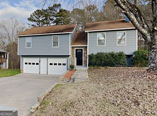 3548 Cherokee Overlook Dr, Canton, GA
