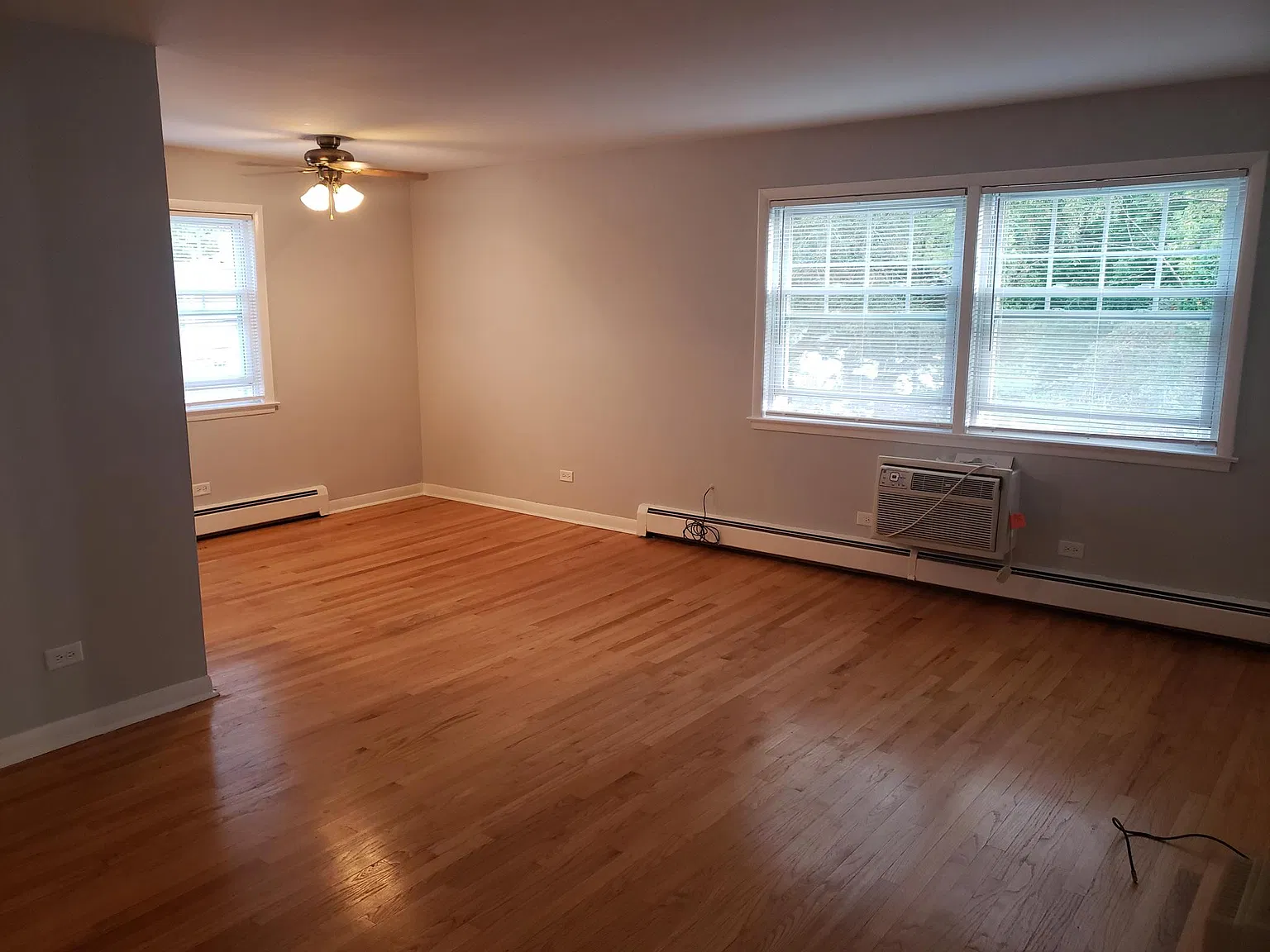 103 S Dryden Pl — Photo 4