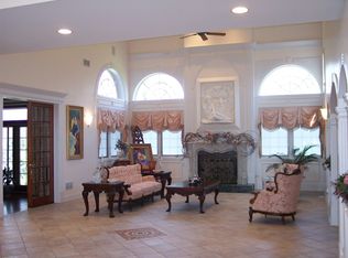23 Yale Ct, Livingston, NJ 07039