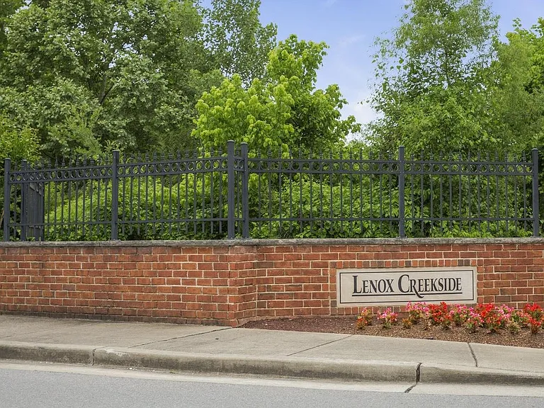 8201 Lenox Creekside Dr #M9 — Photo 27