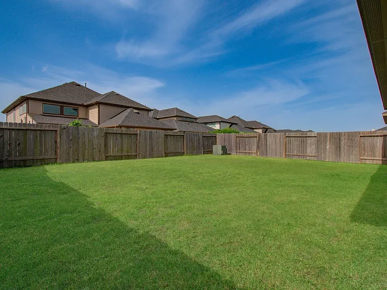 28511 Eli Eagle St — Photo 31