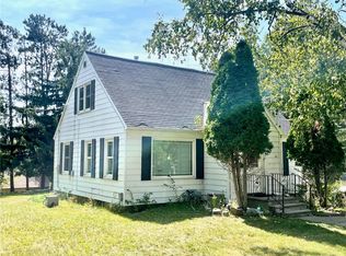 1120 12th Ave E, Menomonie, WI 54751