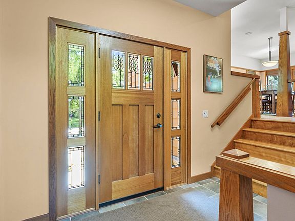 2nd image of 3081 Edenberry St