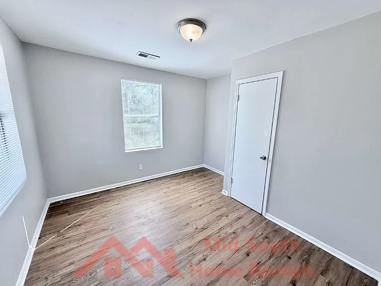 1549 Patton St — Photo 18