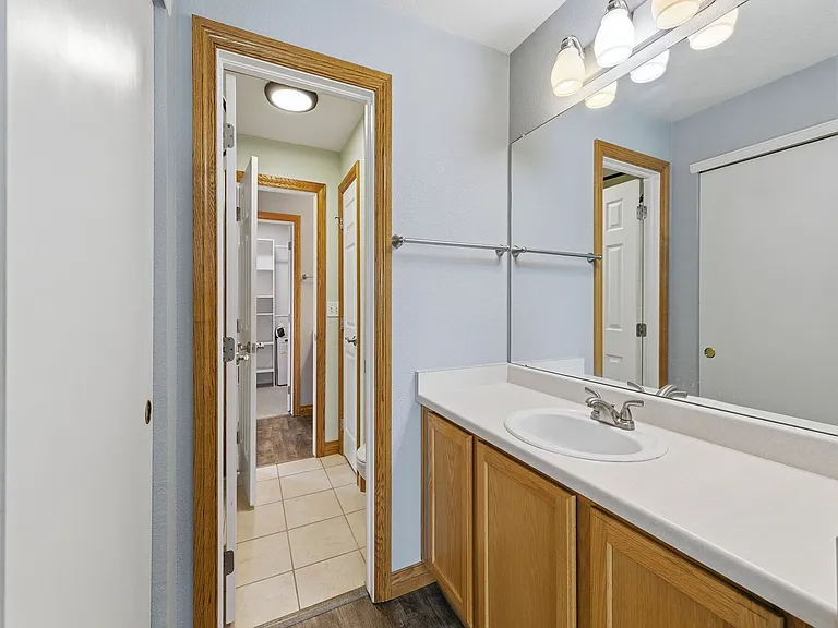 1650 Oak Creek Dr — Photo 16