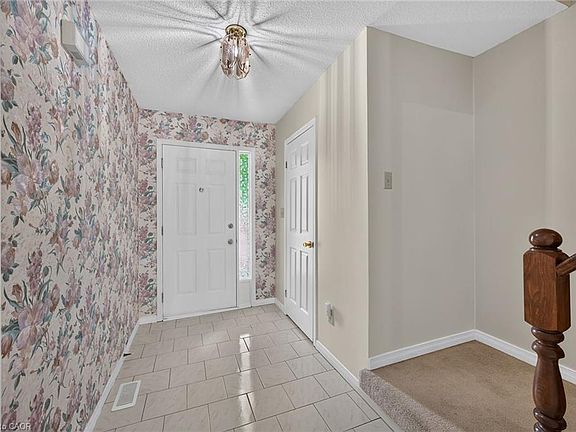 5th image of 1675 Upper Gage Ave #43