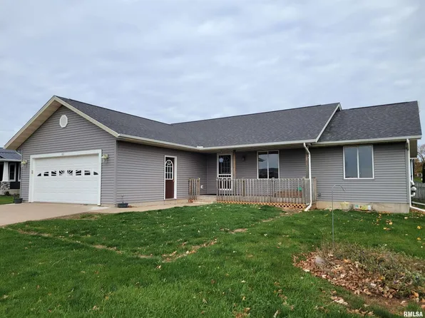 82 Prairie Dr, Miles, IA 52064