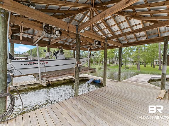 3rd image of 8082 Bay View Dr