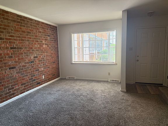 4th image of 1723G E Cone Blvd APT G